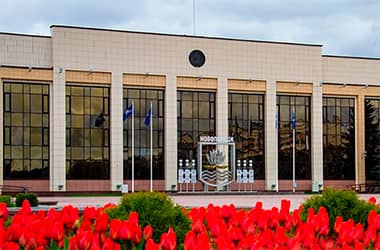 Руководство Новополоцка поздравляет с Днем рождения города