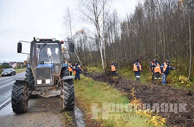 Маштабны суботнік прайшоў на ўездзе ў Наваполацк